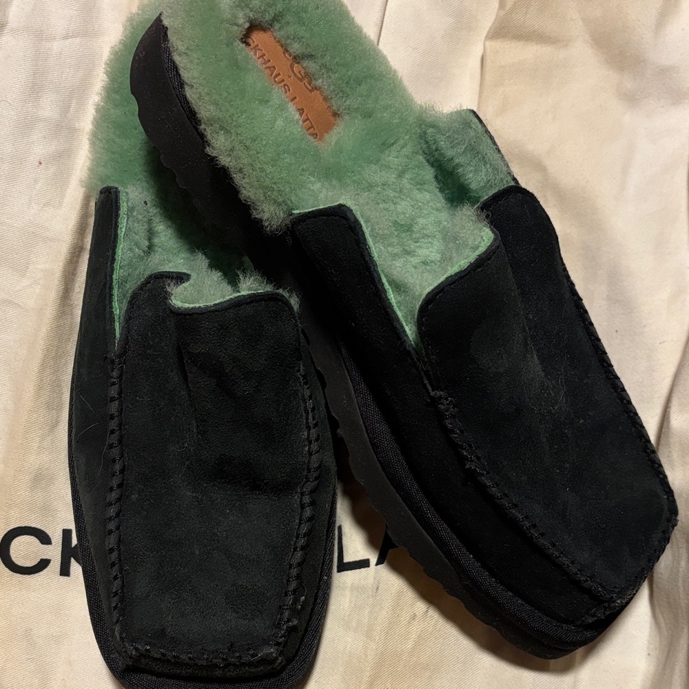 Women’s Ugg + ECKHAUS LATTA colab black w-green Sherpa square toe square Sz 7